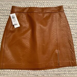 Aritzia Wilfred Brown Leather Mini Skirt Size 2 NWT